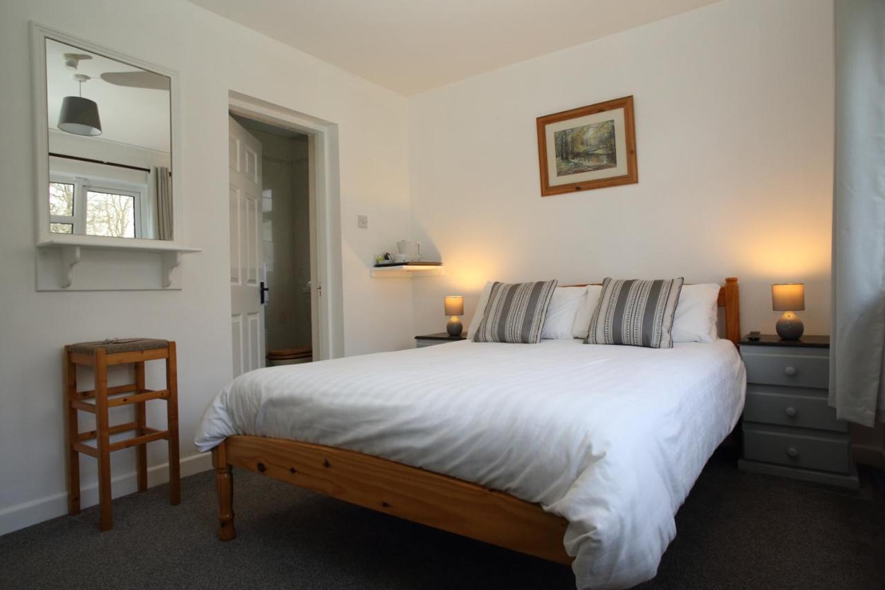 Riverfield Bed And Breakfast Горі Екстер'єр фото